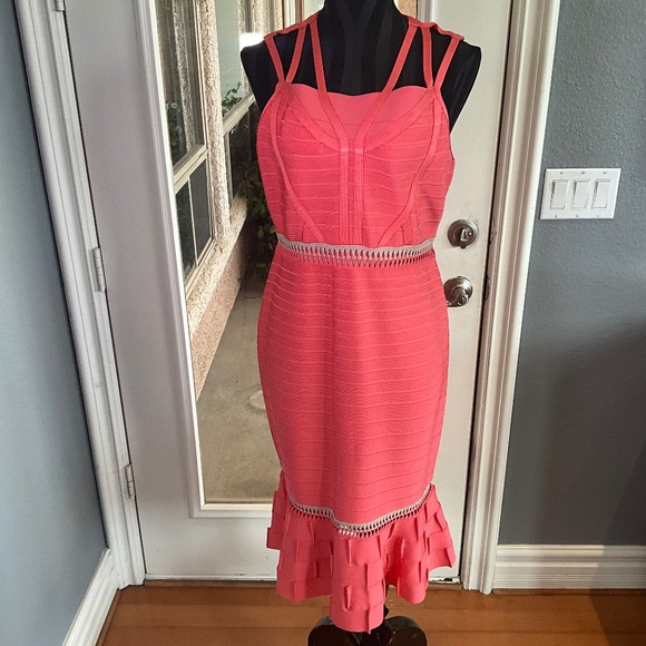 Carlisle Bandage Cutout Midi Dress Wedding Guest Resortwear Peachy Pink Tan L - Picture 1 of 14